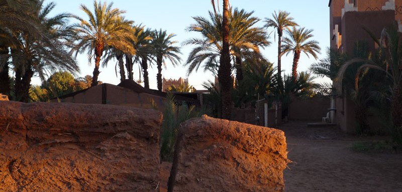 circuit en 4x4 à travers la Vallée du Draa, les dunes de Chigaga et le village d'Aït Benhaddou
